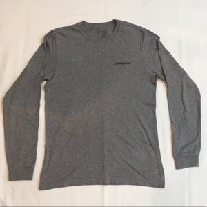 Patagonia Men’s Long Sleeve Fitz Roy Trout Size XS